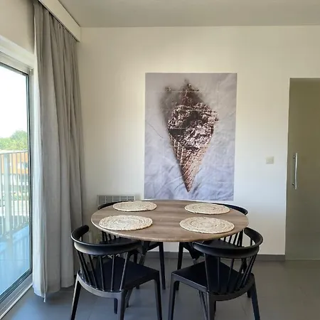 Bad Apartment